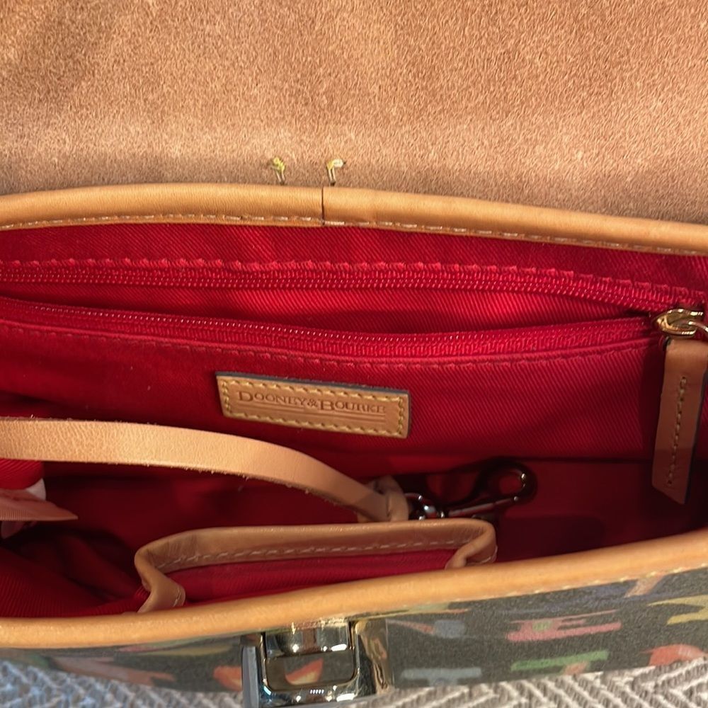 Dooney & Bourke Small Shoulder Bag East/West Flap Authentic - Picture 9 of 12